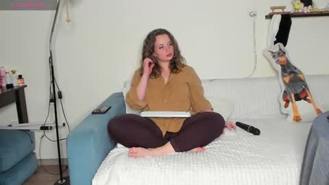 Snapshot of cutievikki chatting on 1, 8, 2026 Vikki online show from 1, 8, 2026