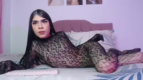 Sophia online show from 10, 10, 2025