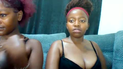 Snapshot of cuvy_babe chatting on 2, 7, 2026 cuvy_babe online show from 2, 7, 2026