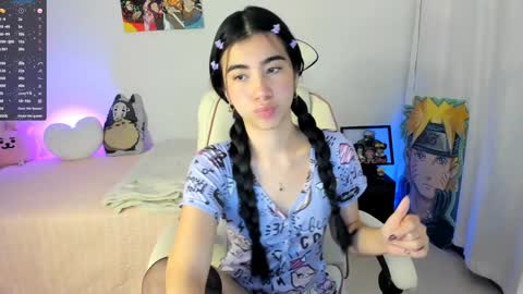 Snapshot of cyber_lizz chatting on 15, 12, 2024 Liz online show from 15, 12, 2024