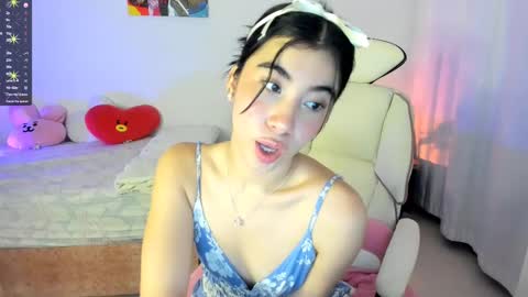 Snapshot of cyber_lizz chatting on 22, 2, 2025 Liz online show from 22, 2, 2025