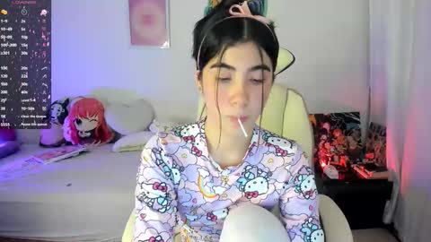 Snapshot of cyber_lizz chatting on 25, 9, 2025 Liz online show from 25, 9, 2025