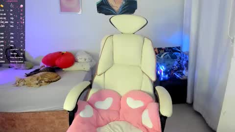 Snapshot of cyber_lizz chatting on 29, 9, 2025 Liz online show from 29, 9, 2025