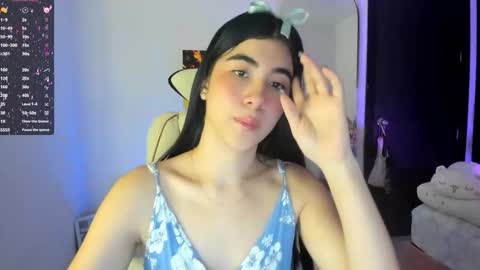 Snapshot of cyber_lizz chatting on 14, 10, 2025 Liz online show from 14, 10, 2025