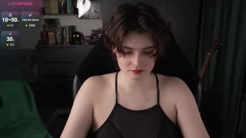 Helen Blossom online show from 22, 12, 2025