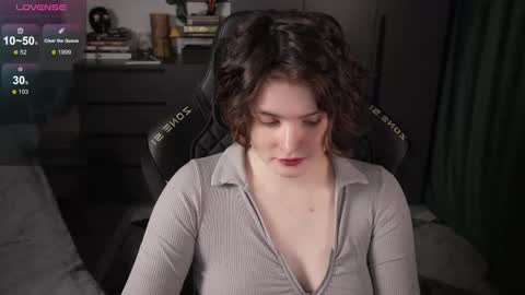 Helen Blossom online show from 26, 5, 2026