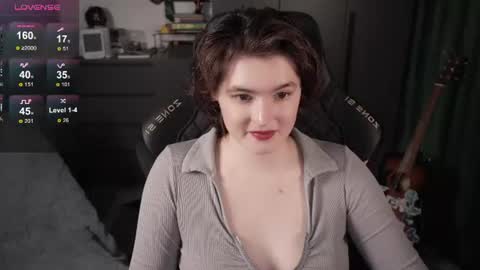 Helen Blossom online show from 2, 7, 2026