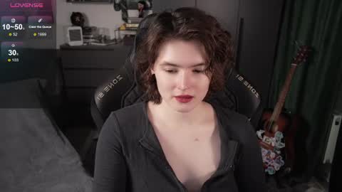 Helen Blossom online show from 6, 7, 2026