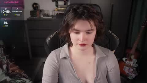 Helen Blossom online show from 16, 7, 2026