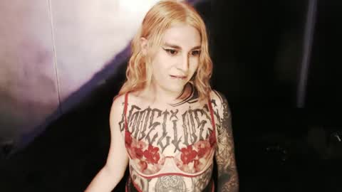 Nikki online show from 13, 2, 2025