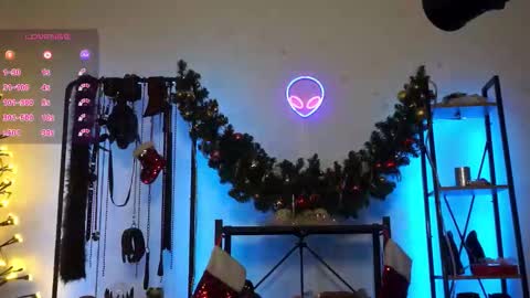 Lily Goddess online show from 16, 12, 2025