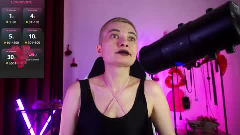 Lily Goddess online show from 15, 2, 2026