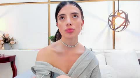 Snapshot of cynthia1fox chatting on 27, 5, 2026 Cynthia1fox online show from 27, 5, 2026