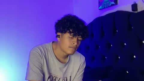 cyrusandgrase online show from 10, 1, 2026