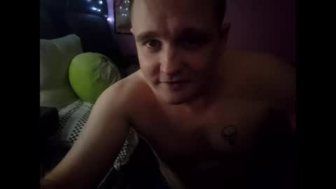 Snapshot of d3ath_follows_all chatting on 12, 11, 2025 tilD3ATHdoWEpart online show from 12, 11, 2025