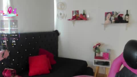 Mia  online show from 23, 9, 2025