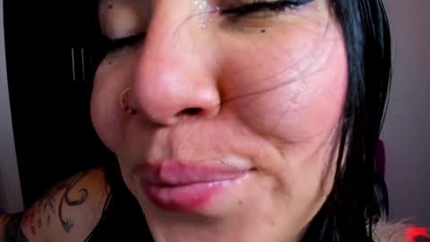 Ailyn  online show from 26, 1, 2025