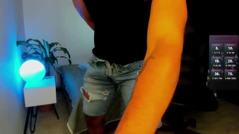 Snapshot of daarkomalfoy chatting on 18, 10, 2025 Mauricio online show from 18, 10, 2025