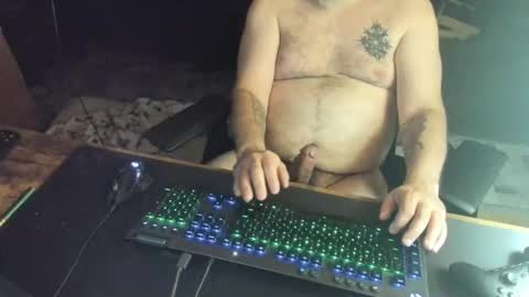 Snapshot of dadbodfatrod chatting on 5, 11, 2025 Daddy online show from 5, 11, 2025