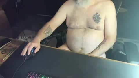 Snapshot of dadbodfatrod chatting on 17, 11, 2025 Daddy online show from 17, 11, 2025