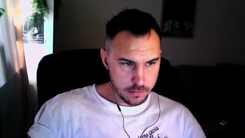 DadBodStephen online show from 5, 12, 2024