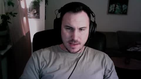 DadBodStephen online show from 5, 1, 2025