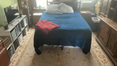 daddnextdoor online show from 26, 9, 2025