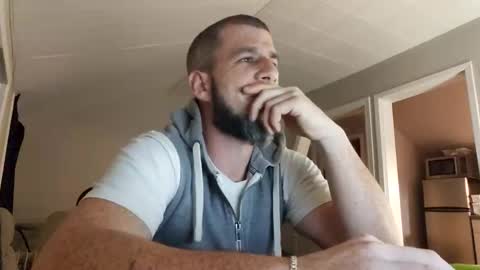 Snapshot of daddo1477 chatting on 25, 11, 2025 daddo1477 online show from 25, 11, 2025