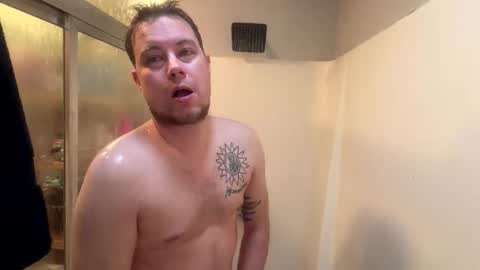 Snapshot of daddycam33 chatting on 4, 4, 2026 DaddyCam33 online show from 4, 4, 2026