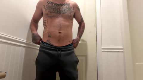 Snapshot of daddyjay9969 chatting on 30, 10, 2025 daddyjay9969 online show from 30, 10, 2025