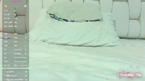 Antonella  online show from 30, 1, 2025