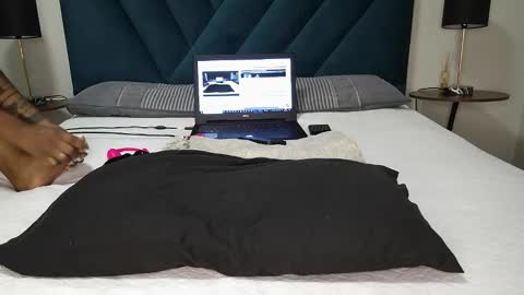 daddyslittleebony online show from 11, 1, 2026