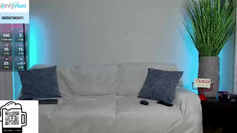 Snapshot of daddyxxluna chatting on 25, 9, 2025 ConstructionDaddy and Lady Luna online show from 25, 9, 2025