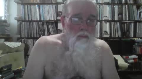 Snapshot of dadpigslut2 chatting on 15, 10, 2025 dadpigslut online show from 15, 10, 2025