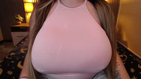 Snapshot of dafne_hs chatting on 12, 12, 2024 Dafne online show from 12, 12, 2024