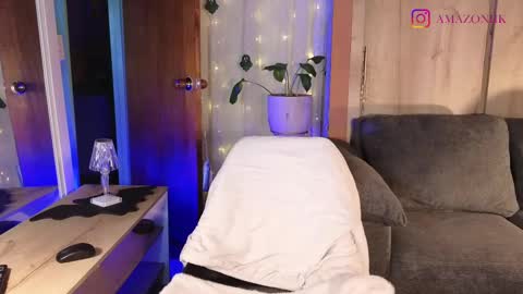 Snapshot of dafne_shark chatting on 1, 10, 2025 LORENA online show from 1, 10, 2025