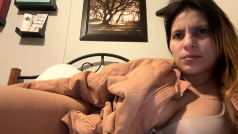 Snapshot of dafnecloutier chatting on 31, 1, 2025 Dafne 27 Cory-24 online show from 31, 1, 2025