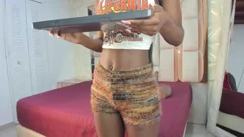 Dafnee online show from 20, 10, 2025