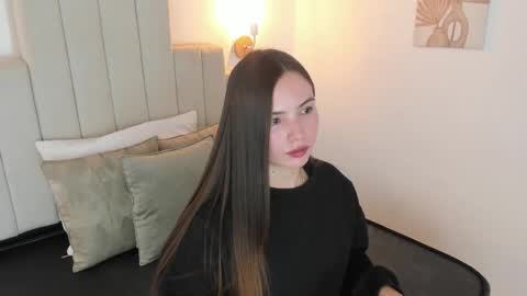 Snapshot of dafnevega chatting on 19, 9, 2025 Dafne  online show from 19, 9, 2025