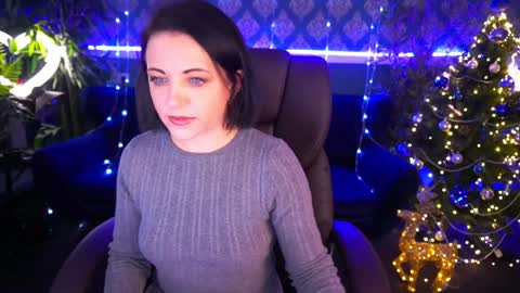 Dafni Mon online show from 13, 12, 2024