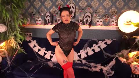 Snapshot of dafni_mon chatting on 31, 10, 2025 Dafni Mon online show from 31, 10, 2025