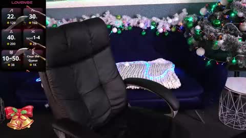 Snapshot of dafni_mon chatting on 15, 12, 2025 Dafni Mon online show from 15, 12, 2025