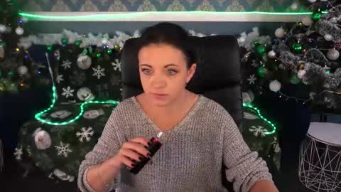 Dafni Mon online show from 17, 12, 2025