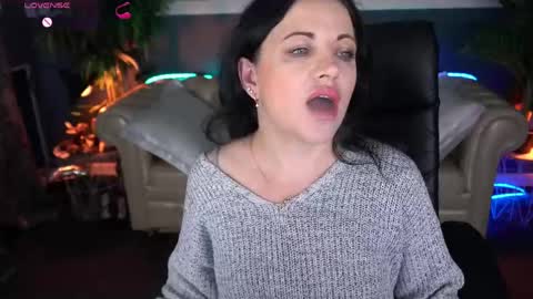Snapshot of dafni_mon chatting on 27, 4, 2026 Dafni Mon online show from 27, 4, 2026