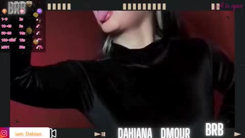 Dahiana  online show from 29, 11, 2025