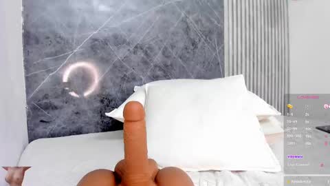  Dahiana   online show from 1, 3, 2025