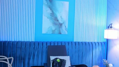 Dahiane Connor online show from 15, 4, 2026