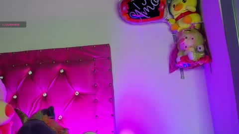 Snapshot of dahiangomezz chatting on 14, 2, 2025 online show from 14, 2, 2025