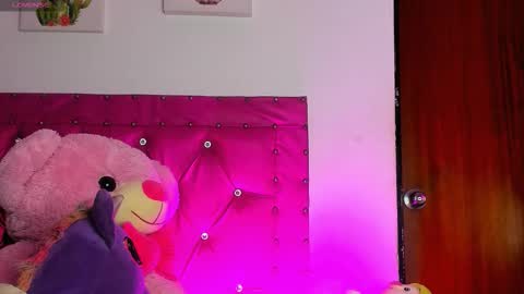 Snapshot of dahiangomezz chatting on 11, 9, 2025 online show from 11, 9, 2025