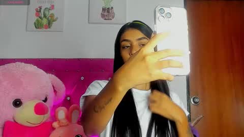 Snapshot of dahiangomezz chatting on 28, 10, 2025 online show from 28, 10, 2025